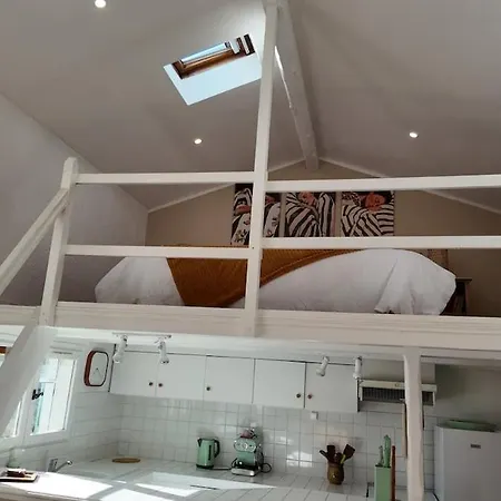 Apartman Climatise Cosy Dans Avec Parking